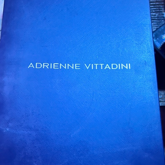 Adrienne Vittadini  Norena Sz 9.5 Pewter Distressed Metallic embellished heels - Picture 5 of 5